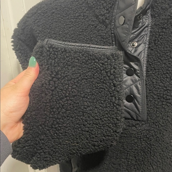 Athleta Black Cozy Sherpa Snap Front Sweatshirt Size Small - Picture 5 of 11